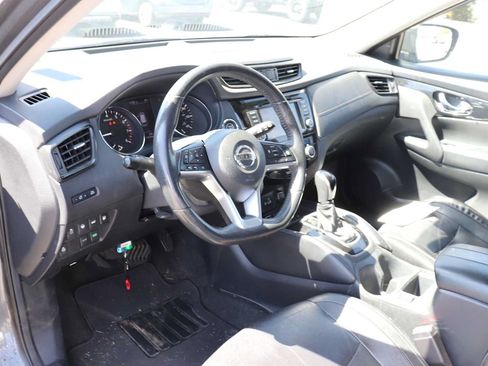 Used 2019 Nissan Rogue SL FWD image 10