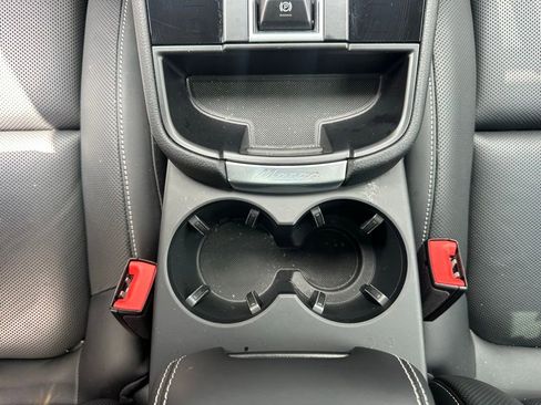 Certified 2026 Porsche Macan Turbo AWD/4WD image 28