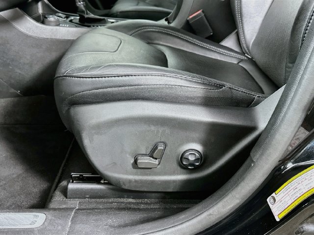 Used 2021 Jeep Cherokee Limited AWD/4WD image 22