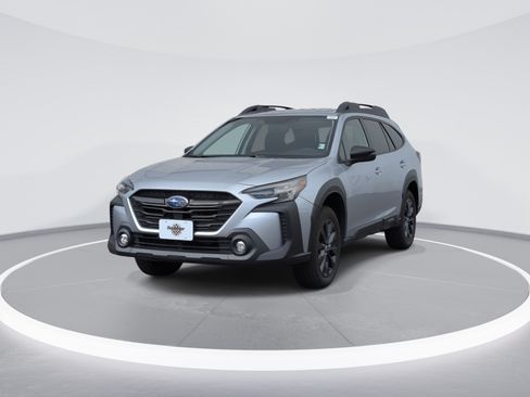 Used 2024 Subaru Outback Onyx Edition AWD/4WD image 3