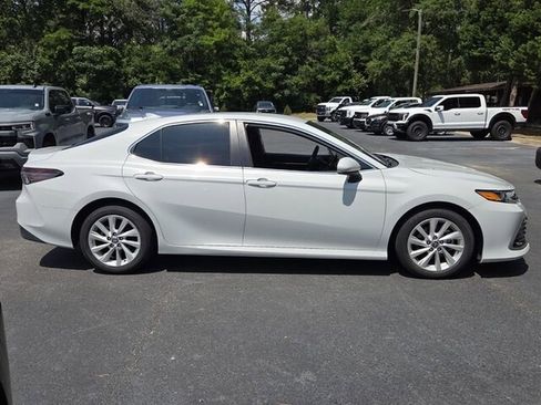 Used 2023 Toyota Camry LE FWD image 15