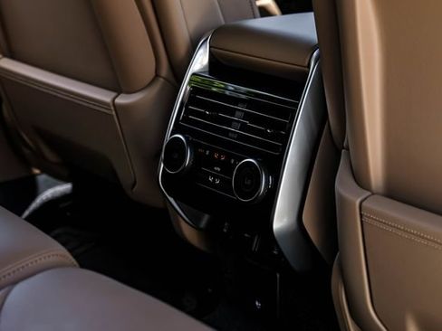New 2026 Land Rover Range Rover SE AWD/4WD image 50