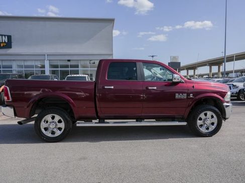Used 2017 RAM 2500 Laramie w/ Convenience Group AWD/4WD image 4