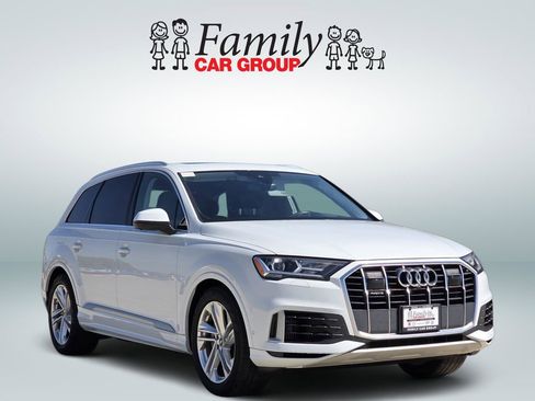 Used 2023 Audi Q7 3.0T Prestige w/ Prestige Package image 2