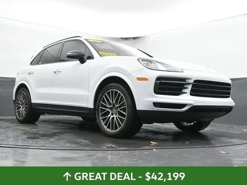 Used 2022 Porsche Cayenne image 45