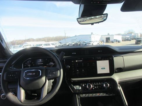 New 2026 GMC Sierra 2500 AT4X w/ AT4X AEV Edition image 17