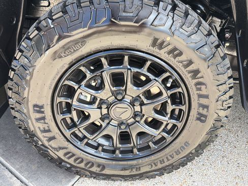 New 2026 Toyota Tundra SR5 AWD/4WD image 8