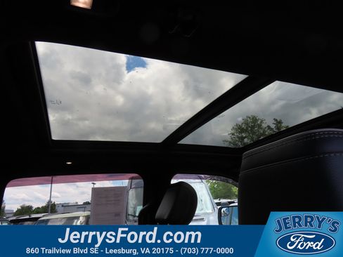 Used 2020 RAM 1500 Limited w/ Black Appearance Package AWD/4WD image 29