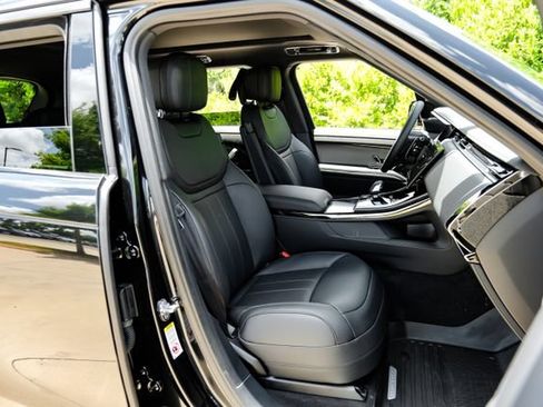 New 2026 Land Rover Range Rover Sport SE AWD/4WD image 46