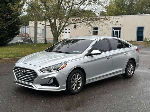 Used 2019 Hyundai Sonata SE image 3