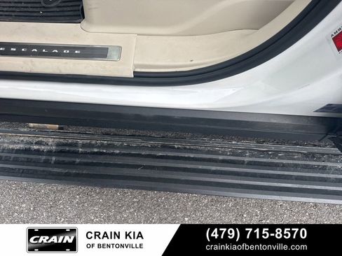 Used 2025 Cadillac Escalade Sport Platinum w/ LPO, ONYX Package AWD/4WD image 49