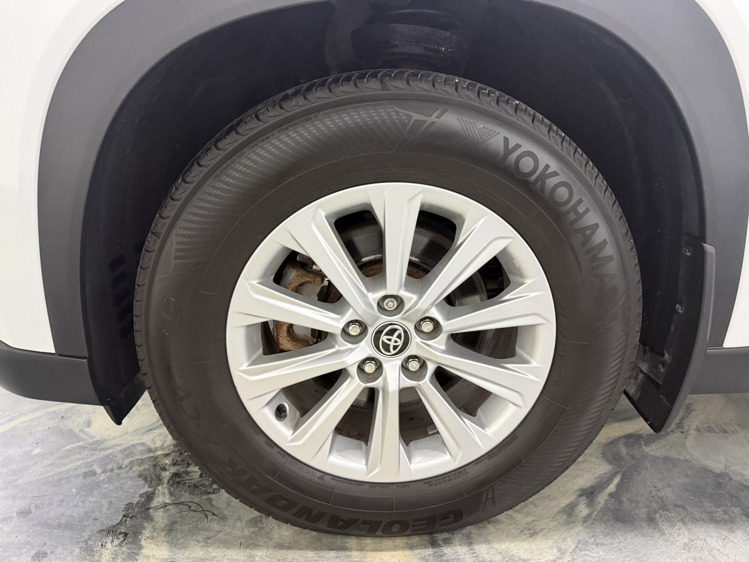 Used 2024 Toyota Grand Highlander AWD image 30