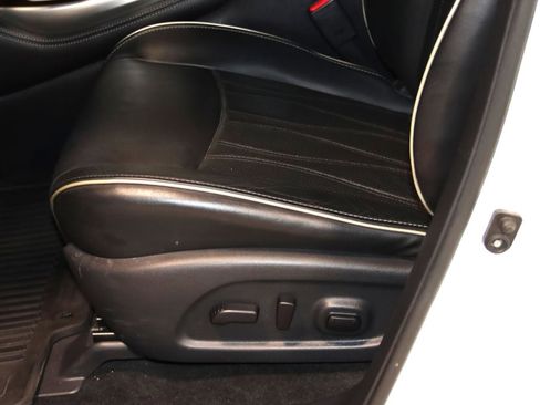 Used 2017 INFINITI QX60 Luxe image 34