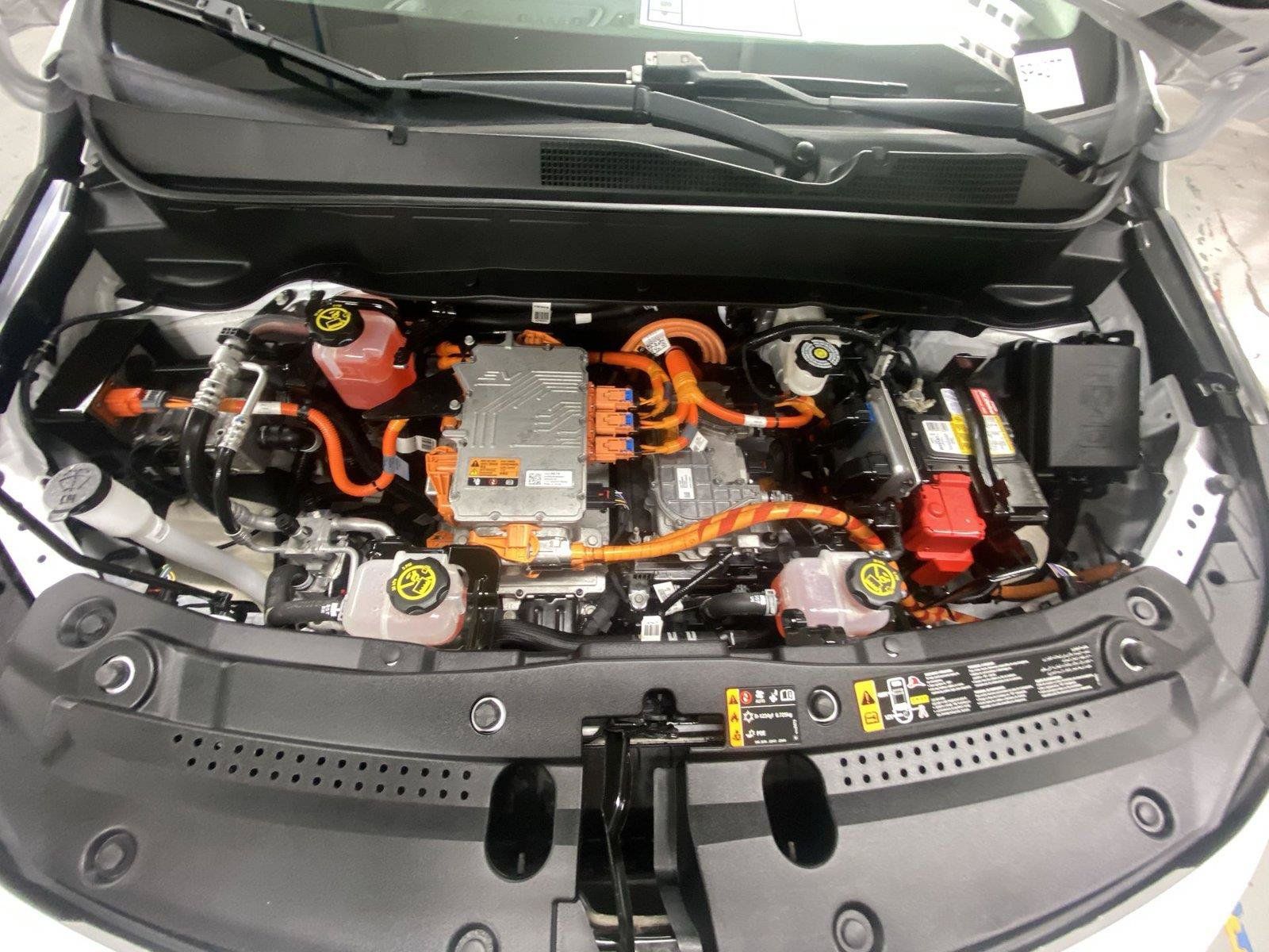 Used 2022 Chevrolet Bolt EUV Premier FWD image 21