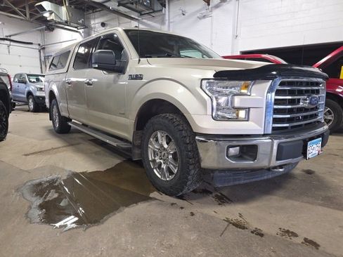 Used 2017 Ford F150 XLT w/ Equipment Group 302A Luxury image 24