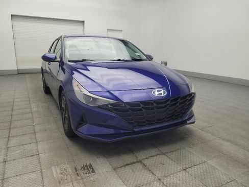 Used 2021 Hyundai Elantra SEL FWD image 13