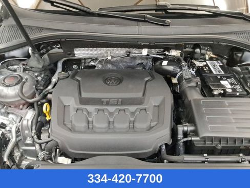 Used 2023 Volkswagen Tiguan SE image 29