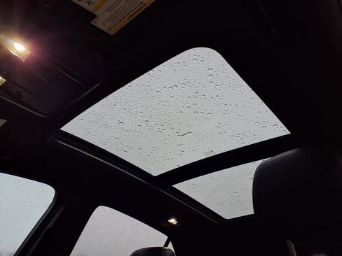 Used 2023 Chevrolet Equinox RS w/ RS Leather Package image 15