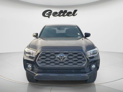 Used 2023 Toyota Tacoma TRD Off-Road w/ Technology Package AWD/4WD image 2