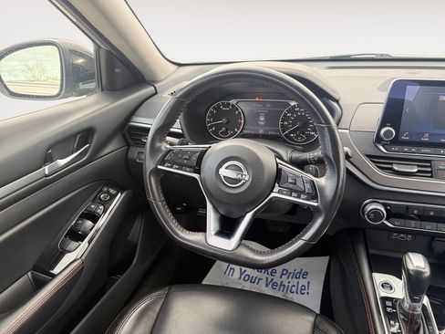 Used 2024 Nissan Altima 2.5 SR image 12