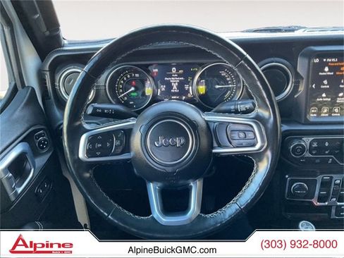 Used 2022 Jeep Wrangler Unlimited Sahara w/ Cold Weather Group image 13