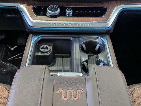 New 2026 Ford Expedition King Ranch AWD/4WD image 18