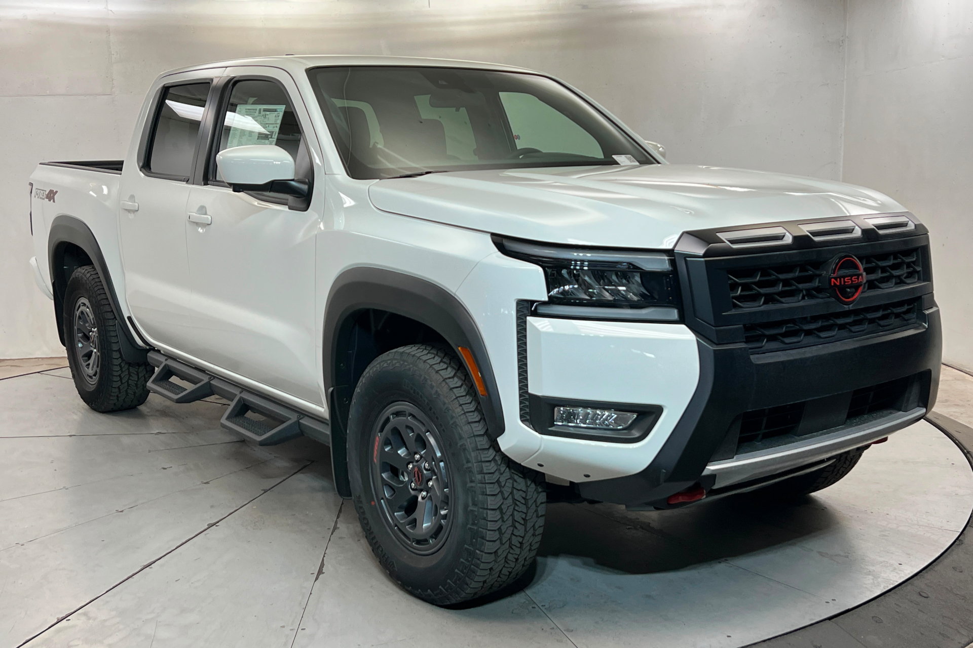 New 2026 Nissan Frontier PRO-4X w/ Pro-4x Convenience Package AWD/4WD image 7