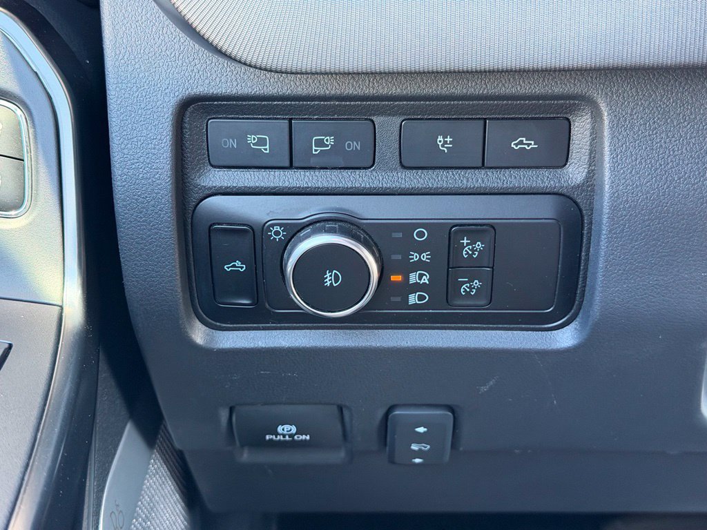Used 2023 Ford F250 Platinum w/ Tremor Off-Road Package AWD/4WD image 43