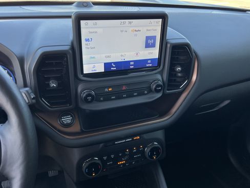 Used 2022 Ford Bronco Sport Outer Banks w/ Tech Package image 22