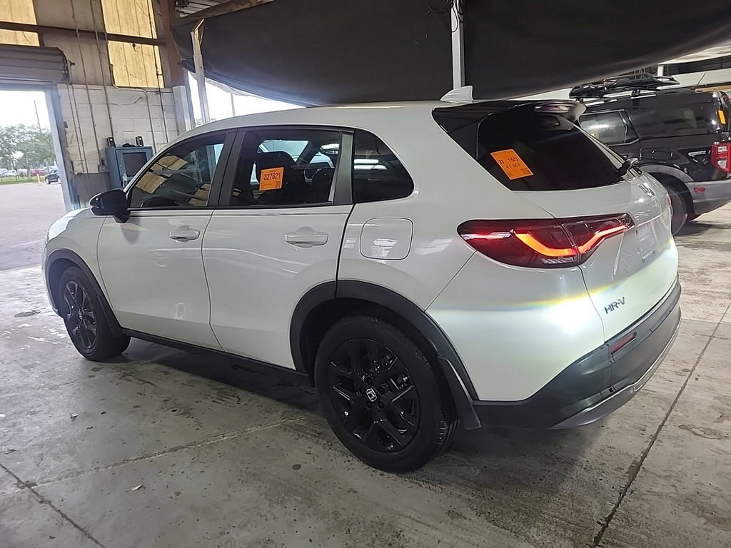 Used 2024 Honda HR-V Sport image 4
