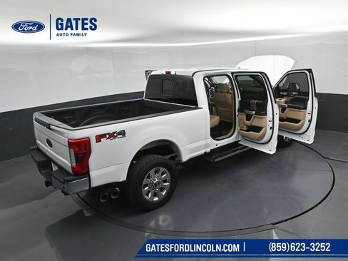 Used 2018 Ford F250 Lariat w/ Lariat Ultimate Package AWD/4WD image 51