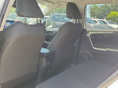 Used 2024 Toyota RAV4 LE AWD/4WD image 7