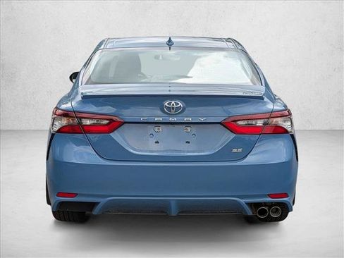 Used 2024 Toyota Camry SE FWD image 6