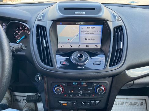 Used 2017 Ford Escape Titanium w/ Canadian Touring Package image 14