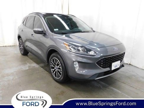 Used 2022 Ford Escape SEL w/ Technology Package image 1
