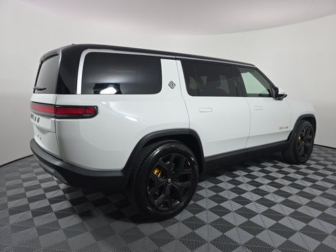 Used 2023 Rivian R1S Adventure AWD/4WD image 5