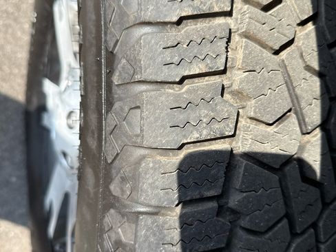 Used 2014 Ford F150 Limited image 9