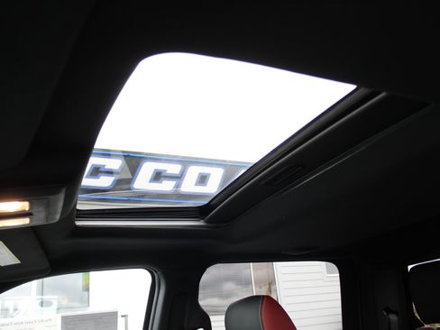 Used 2015 RAM 1500 Rebel w/ Luxury Group AWD/4WD image 38