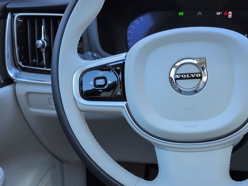 New 2026 Volvo V60 B5 Cross Country Plus w/ Protection Package Premier image 15