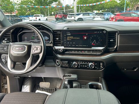 Used 2023 GMC Sierra 1500 Elevation w/ X31 Off-Road Package AWD/4WD image 22