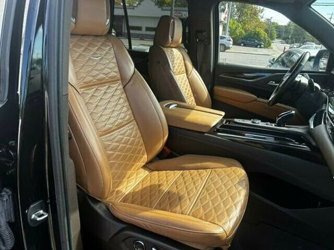 Used 2021 Cadillac Escalade Premium Luxury w/ Driver Assist Tech Package image 24