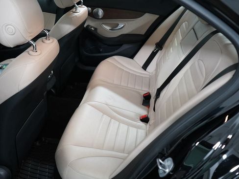 Used 2021 Mercedes-Benz C 300 4MATIC Sedan image 28