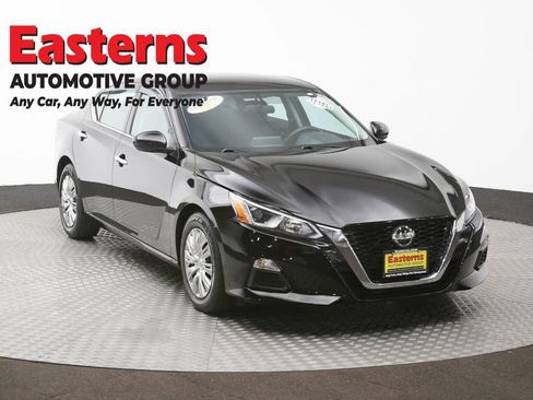 Used 2020 Nissan Altima 2.5 S image 3