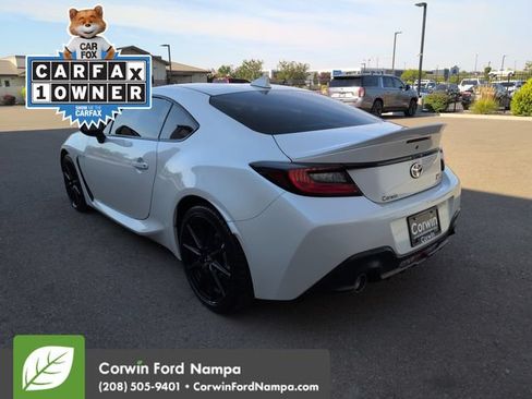 Used 2024 Toyota GR86 Premium RWD image 5