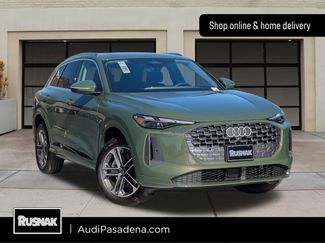 New 2025 Audi Q5 Premium video 1