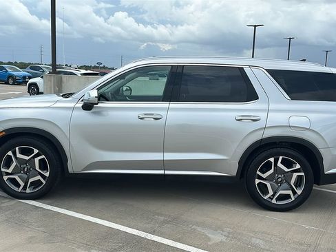 Used 2023 Hyundai Palisade Limited w/ Cargo Package AWD/4WD image 10