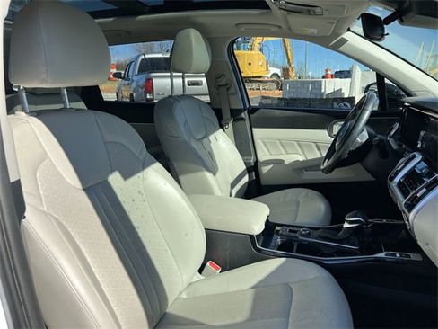 Certified 2022 Kia Sorento SX image 26