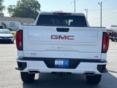 New 2025 GMC Sierra 1500 AT4 w/ Technology Package image 23