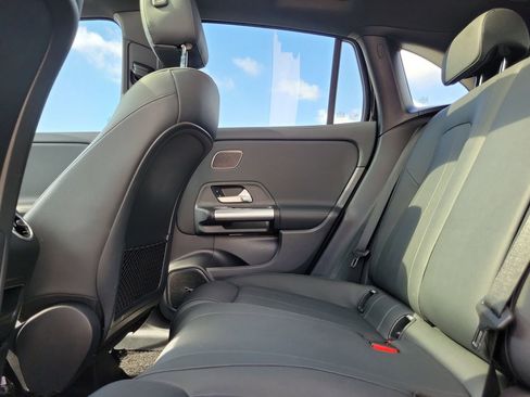 Certified 2025 Mercedes-Benz GLA 250 image 13