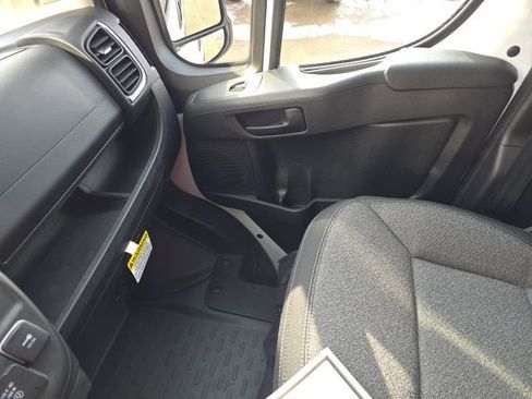 Used 2025 RAM ProMaster 2500 w/ Quick Order Package 22G SLT image 21